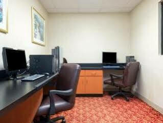 Wingate By Wyndham 3* Montgomery